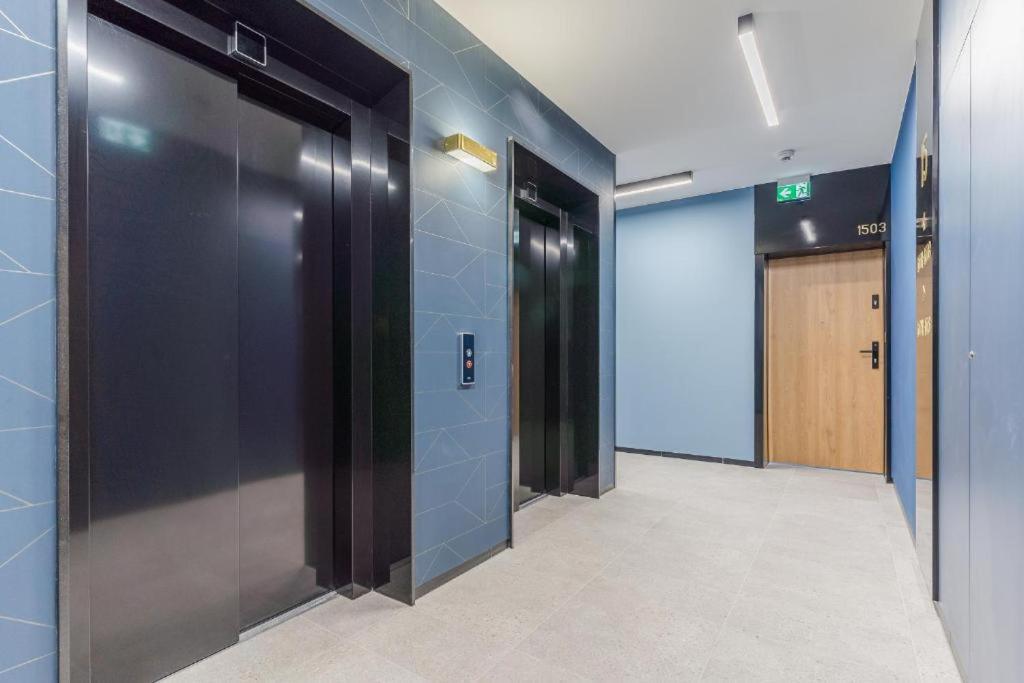 Apartamenty Bruno I Bianca W Symphony Modern Tower Gdynia 2 I 3 Pietro 外观 照片